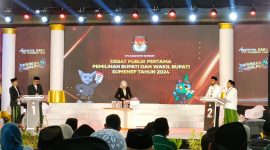 Dua pasangan calon Bupati dan Wakil Bupati, yakni Mohamad Ali Fikri-Unais Ali Hisyam, dan Achmad Fauzi Wongsojudo-Imam Hasyim