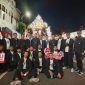 Perwakilan 50 orang dari PPK perwakilan Panitia Pemilihan Kecamatan (PPK) yang ada di 27 kecamatan di Sumenep dan hadir juga Musik Tong - Tong Gong Mania (Belakang). 