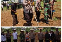 Foto Atas : Kapolres Sumenep AKBP Henri Noveri Santoso melaksanakan Gerakan Tanam Jagung sekaligus Peluncuran Gugus Tugas Polri untuk Ketahanan Pangan Nasional