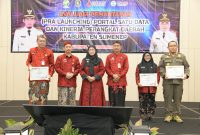 Foto :  Wakil Bupati Sumenep Dewi Khalifah (tengah) 