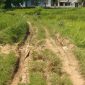 Foto : Kondisi akses jalan yang menghubungkan Dusun Kokon dan Desa Gendang Barat menuju Desa Kaloang rusak parah