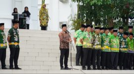 Foto : Penjabat (Pj) Bupati Pasuruan, Nurkholis saat memimpin apel pagi .Foto : ProKomPim Kab 