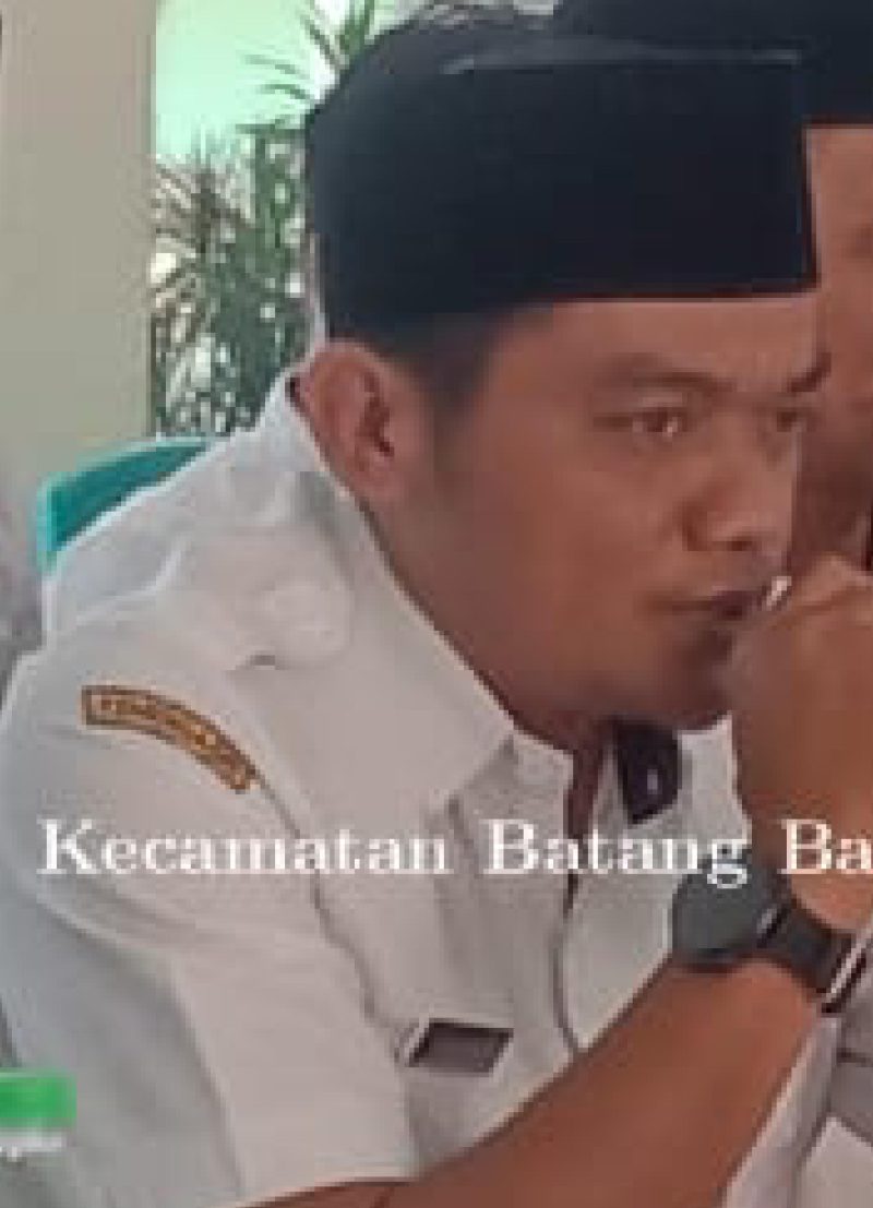 Foto : Penjabat (Pj) Kepala Desa (Kades) Nyabakan Timur mencuat ke publik. MOH. SUTIKNO, S.A.P, yang juga menjabat sebagai Kepala Sub Bagian Umum, Kearsipan, dan Kepegawaian di salah satu kecamatan Batang - Batang