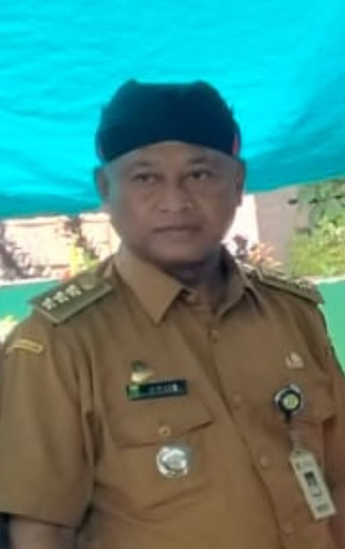 Foto : Camat Batang - Batang, Mujib, S.Sos., M.Si.,