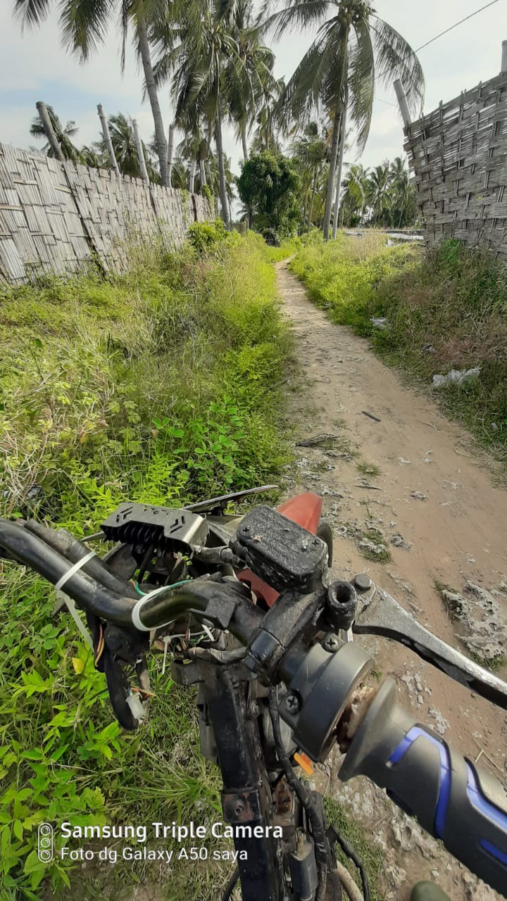 Foto : Akses jalan yang rusak