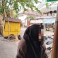 Foto: Korban berinisial F saat diwawancarai oleh awak media.
