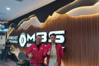 Foto: Ali Zainal Abidin (kiri) inisiator MBS dan Nizar Direktur MBS (kanan). 