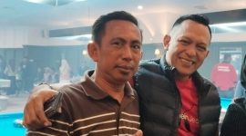 Foto: Asmuri (kiri) dan Ali Zaenal Abidin Pengusaha Sukses (kanan) 