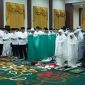 Foto: Gubernur Jawa Timur, Khofifah Indar Parawansa, menggelar Qiyamul Lail dan Lomba Masak Bandeng dalam suasana penuh keberkahan di penghujung malam 28 Ramadan, Jumat (28/3/2025) dini hari.