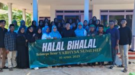Foto: Kader YABHYSA Sumenep saat mengikuti halal bihalal dan konsolidasi penanggulangan TB di Desa Jenangger, Batang-Batang (10/4/2025).