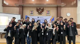 Foto: Mahasiswa UMM Kelompok 7 PMM saat melaksanakan program pengabdian di Desa Pandesari, Kecamatan Pujon, Malang.
