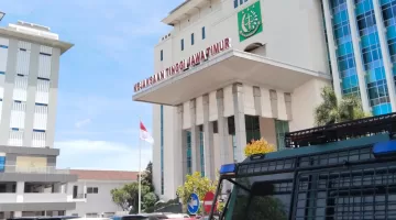 Foto: Gedung Kejaksaan Tinggi Jawa Timur di Surabaya