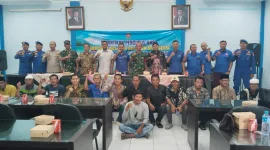 Foto: Pengurus HNSI Kecamatan Pasongsongan bersama jajaran HNSI Kabupaten Sumenep, Forkopimcam, TNI-Polri, dan instansi terkait usai pelantikan pengurus di Aula UPT PPP Pasongsongan.