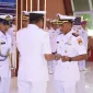 Foto: Serah terima jabatan Danlanal Batuporon ditandai dengan penyerahan simbol komando dalam upacara resmi di lingkungan TNI Angkatan Laut.