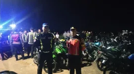 Foto: Puluhan sepeda motor hasil penertiban balap liar diamankan Satlantas Polres Sumenep di jalur menuju Bandara Trunojoyo.