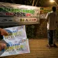 Foto: Kolase tiga foto yang digabung menjadi satu, memperlihatkan tiket bertarif Rp15.000 dan papan harga masuk di lokasi sebesar Rp20.000.