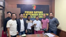 Foto: Proses perdamaian dua warga Legung Barat di Polres Sumenep melalui restorative justice.