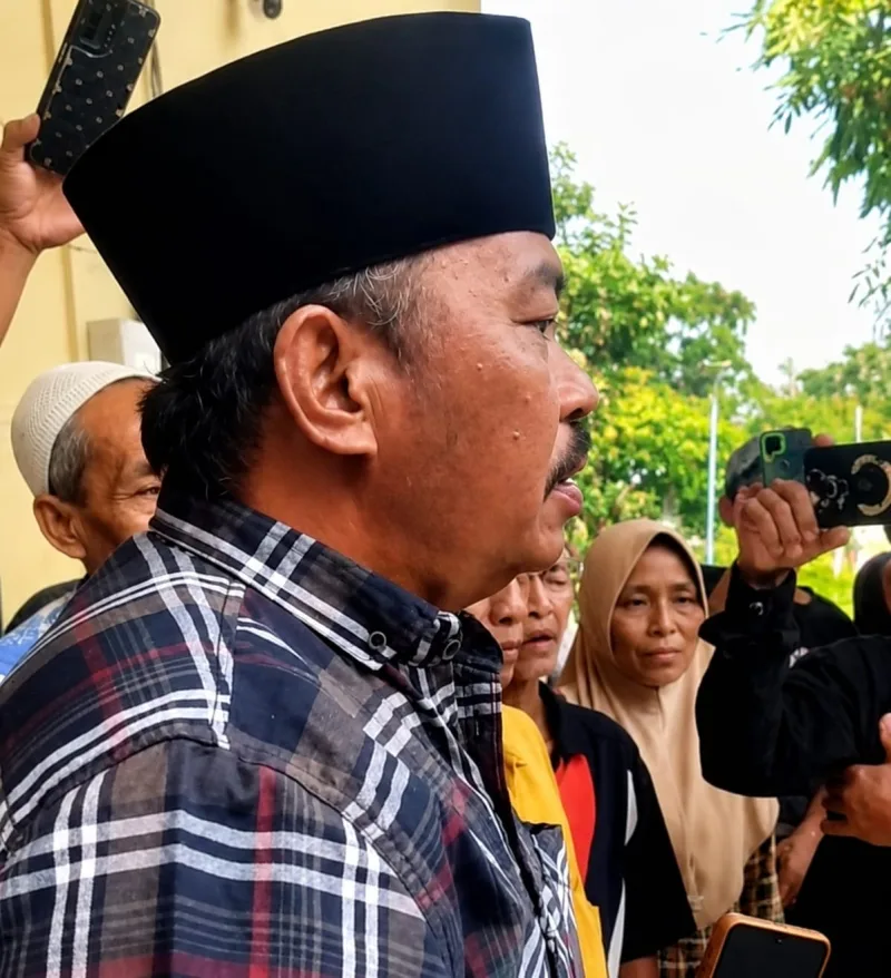 Foto: Asmawi saat berada di Mapolsek Batang-Batang, Selasa (26/5/2026).