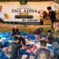 Foto: Relawan BIP bersama warga saat proses pemotongan daging kurban Idul Adha 1447 H di Desa Lombang, Sumenep.