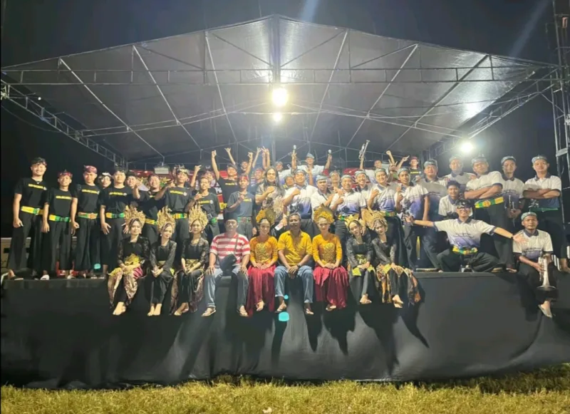 Foto: Laskar Sadewo Pasongsongan usai tampil pada Festival Musik Tong-Tong Lagu Bupati Sumenep 2026.