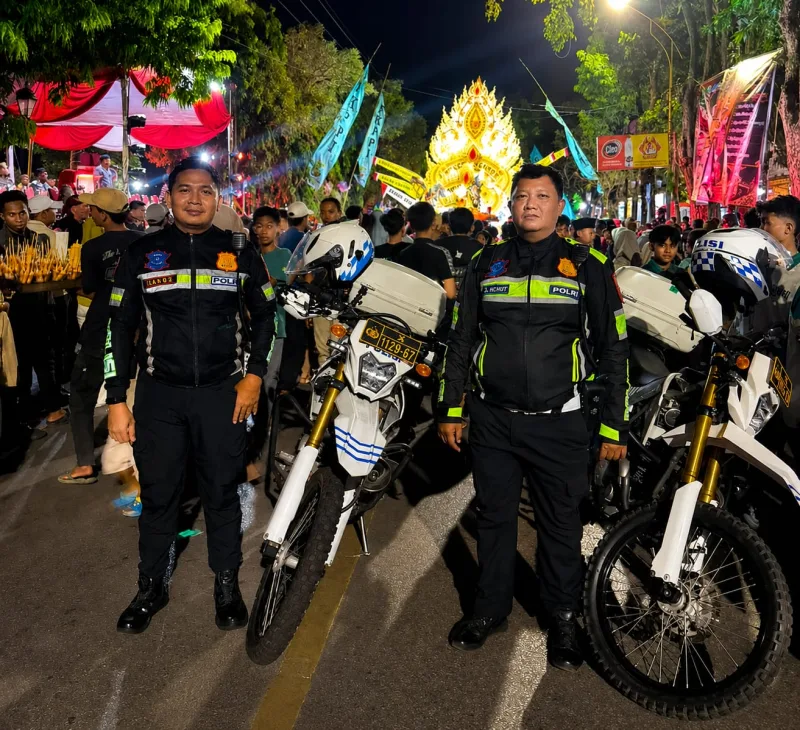 Foto: Tim Elang 12.0 Satlantas Polres Sumenep saat mengawal Parade Musik Tong-Tong di Kota Sumenep.