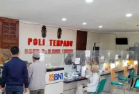 Masyarakat mengakses layanan di Poli Terpadu RSUD dr. H. Moh. Anwar Sumenep. Melalui penguatan sistem pelayanan yang terintegrasi, rumah sakit terus berupaya menghadirkan layanan kesehatan yang lebih cepat, efektif, dan nyaman bagi pasien.