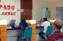 Suasana pelayanan di Poli Terpadu RSUD dr. H. Moh. Anwar Sumenep. Rumah sakit terus melakukan pembenahan sistem pelayanan guna menghadirkan layanan kesehatan yang lebih cepat, efektif, dan berorientasi pada kebutuhan masyarakat.