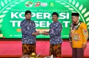 Bupati Sumenep Achmad Fauzi Wongsojudo menyampaikan sambutan pada peringatan Hari Koperasi ke-79 di Pendopo Agung Keraton Sumenep