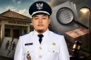 Foto: Kepala Desa Poja, Yuli Rizkianto, kini menjadi sorotan atas sejumlah persoalan di pemerintahan desa.