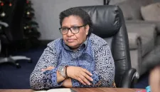 Foto: Ribka Haluk saat menyampaikan pernyataan terkait insiden di Papua.