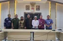 Foto: Bupati Purwakarta memenuhi klarifikasi di Kantor Itjen Kemendagri terkait polemik lagu “Lalaki Langit”.