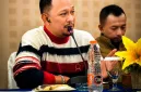 Foto: Bang Ali menyampaikan klarifikasi kepada awak media di Surabaya.