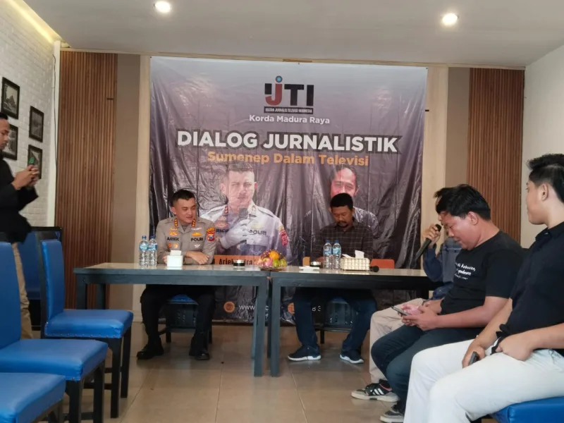 Foto: Dialog jurnalistik IJTI Korda Madura Raya bersama Kapolresta Sumenep.