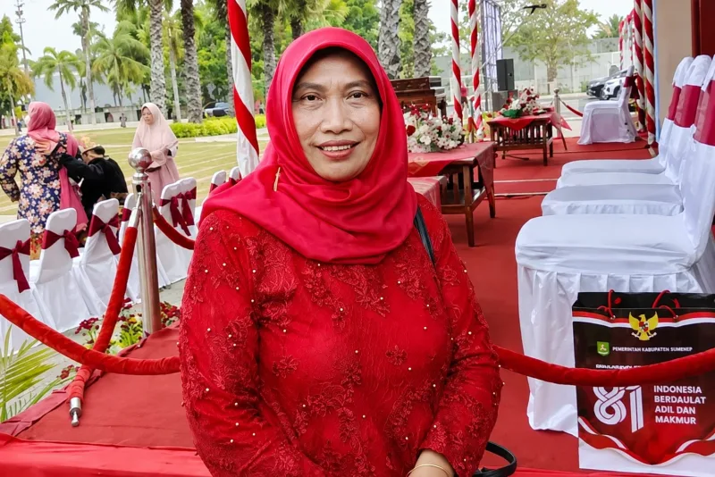 Direktur RSUD dr. H. Moh. Anwar Sumenep, dr. Hj. Erliyati, pada  serangkaian peringatan HUT ke-81 Kemerdekaan RI