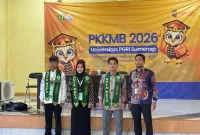 Foto: Duta Baca UPI Sumenep bersama perwakilan mahasiswa dalam kegiatan PKKMB 2026.