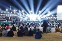 Foto: Ribuan jamaah mengikuti pengajian dan pembacaan Sholawat Nariyah Ittisholana di Lapangan Kecamatan Batang-Batang, Sumenep.