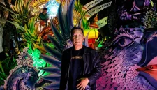 Foto: Ahmad Rijali alias Bang Jali saat berada di depan musik Tong-Tong Sat Set Sot.