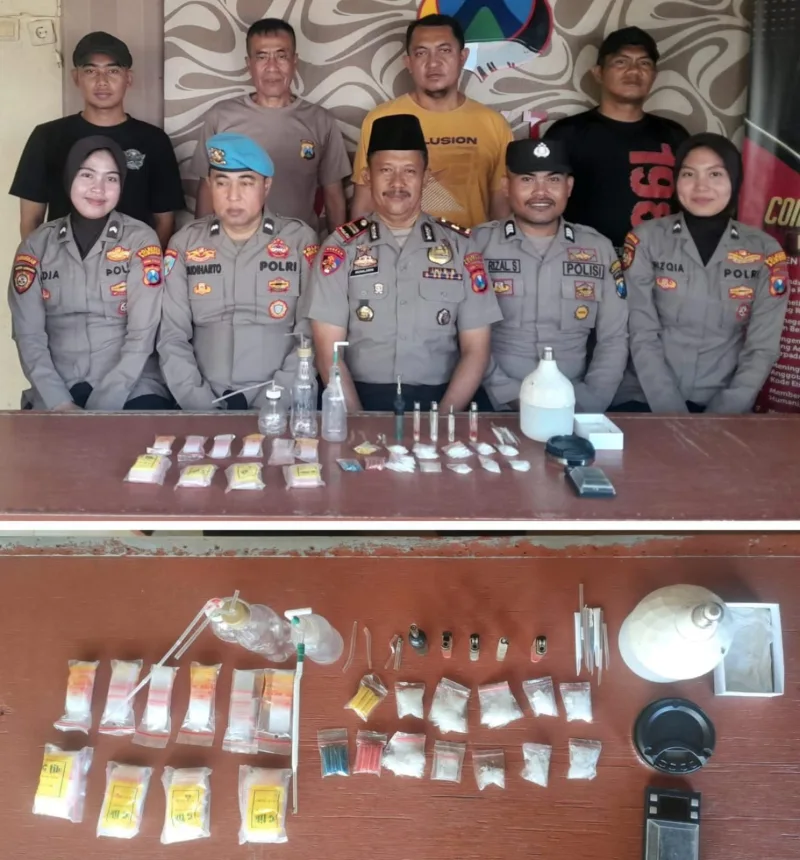 Foto: Polisi menunjukkan barang bukti sabu hasil pengungkapan di Masalembu.