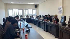 Foto: PPI dan pihak DPRD Sumenep mengikuti forum pembahasan terkait tuntutan aksi jilid III.
