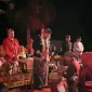 Bupati Sumenep Achmad Fauzi Wongsojudo saat mengikuti rangkaian Tatorbangan Ritual Culture 2026 di Balai Desa Torbang, Kecamatan Batuan, Sabtu (12/9/2026)