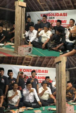 Pererat Silaturahmi dan Soliditas Kader, Djoni Tunaidy Konsolidasikan PSI Sumenep di Saronggi