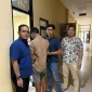 Foto: Petugas Satreskrim Polresta Sumenep mengamankan tersangka dalam kasus dugaan persetubuhan terhadap anak di bawah umur.